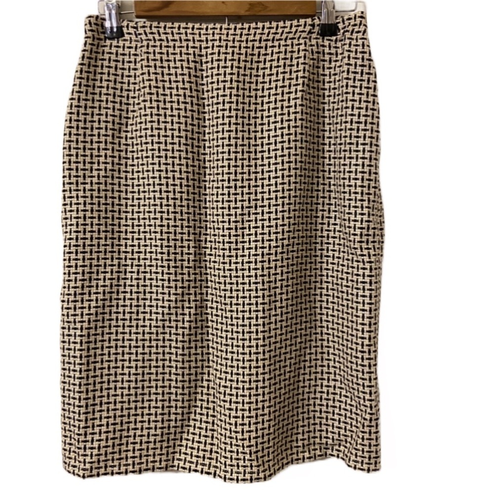 Escada Women’s Pull On Zip Tan and Black Tweed Lined Skirt.